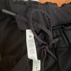 Lulu lemon black Joggers